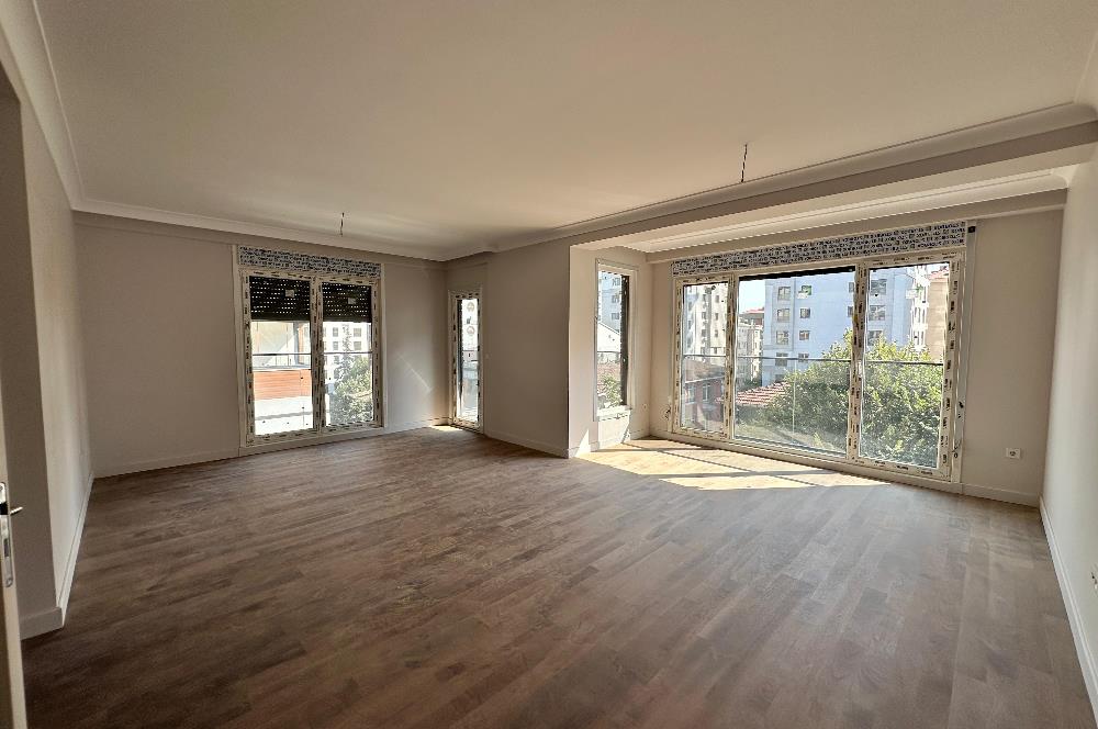 Caddebostan'da 4+1  150 m2 brüt  125 m2 net ultra lüks 0 daire 