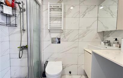 HASIRCIBAŞI CADDE ÜZERİ MERKEZİ LOKASYON KİRALIK 1+1 DAİRE