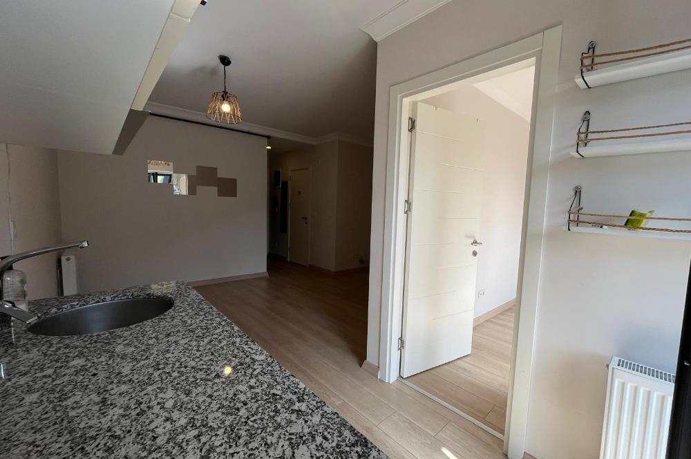 HASIRCIBAŞI CADDE ÜZERİ MERKEZİ LOKASYON KİRALIK 1+1 DAİRE