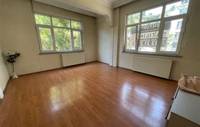 FEYZULLAH CADDESİ’DE 2+1 ARA KAT KÖŞE DAİRE