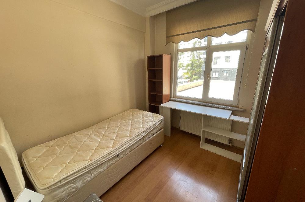 FEYZULLAH CADDESİ’DE 2+1 ARA KAT KÖŞE DAİRE