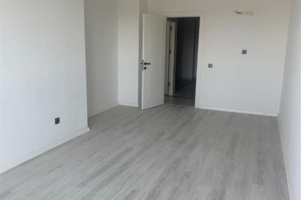 Manavgat Aşağı Hisar Mah 3+1 Dublex İşyeri
