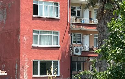 ÜMRANİYE'DE METROYA VE ÇARŞIYA ÇOK YAKIN KİRALIK 2+1