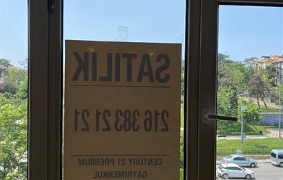 ÜMRANİYE'DE METROYA VE ÇARŞIYA ÇOK YAKIN KİRALIK 2+1