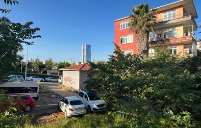 ÜMRANİYE'DE METROYA VE ÇARŞIYA ÇOK YAKIN KİRALIK 2+1
