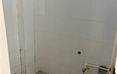 ÜMRANİYE'DE METROYA VE ÇARŞIYA ÇOK YAKIN KİRALIK 2+1
