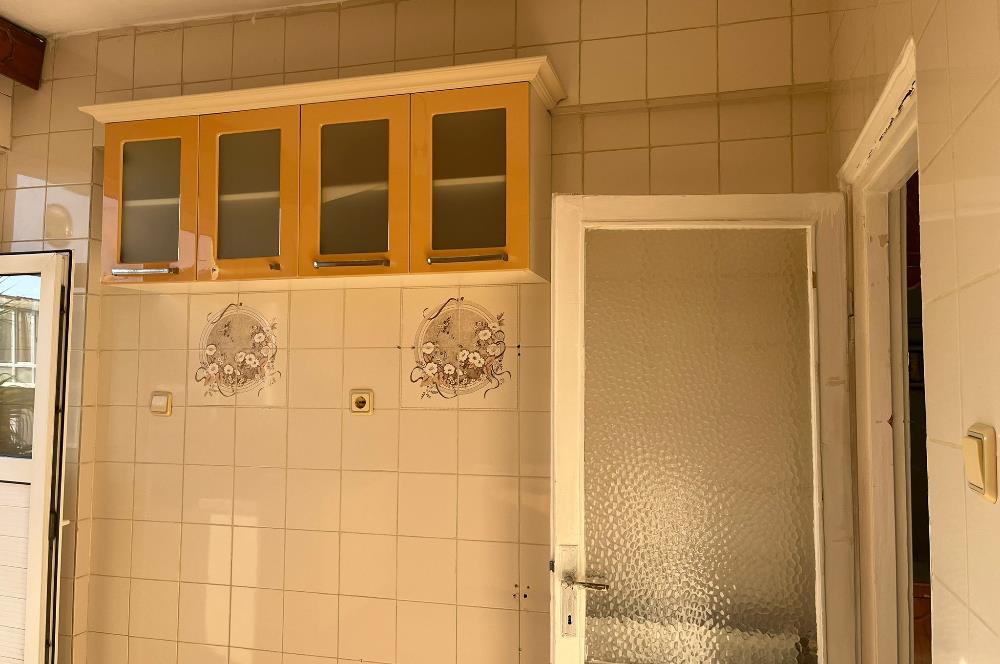 ÜMRANİYE'DE METROYA VE ÇARŞIYA ÇOK YAKIN KİRALIK 2+1