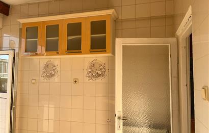 ÜMRANİYE'DE METROYA VE ÇARŞIYA ÇOK YAKIN KİRALIK 2+1