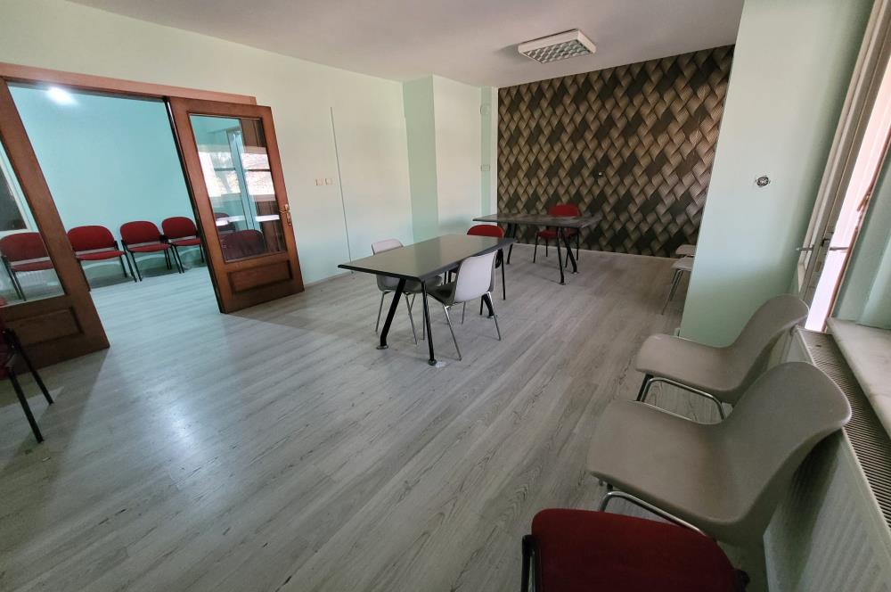 KAYALIK CADDESİNDE 2+1 120 m² KİRALIK OFİS
