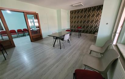 KAYALIK CADDESİNDE 2+1 120 m² KİRALIK OFİS