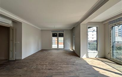 Caddebostan'da 4+1  150 m2 brüt  125 m2 net ultra lüks 0 daire 