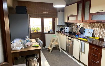 TAMAMEN YENİLENMİŞ MERKEZİ KONUMDA VİLLA