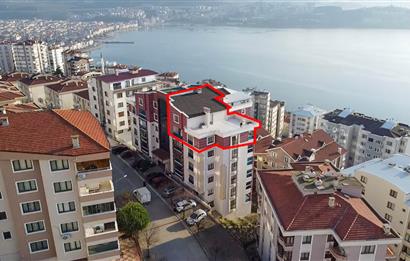 C21 Cius; Seyri Sefa Konutlarında Panoramik Manzaralı 6+1 Daire