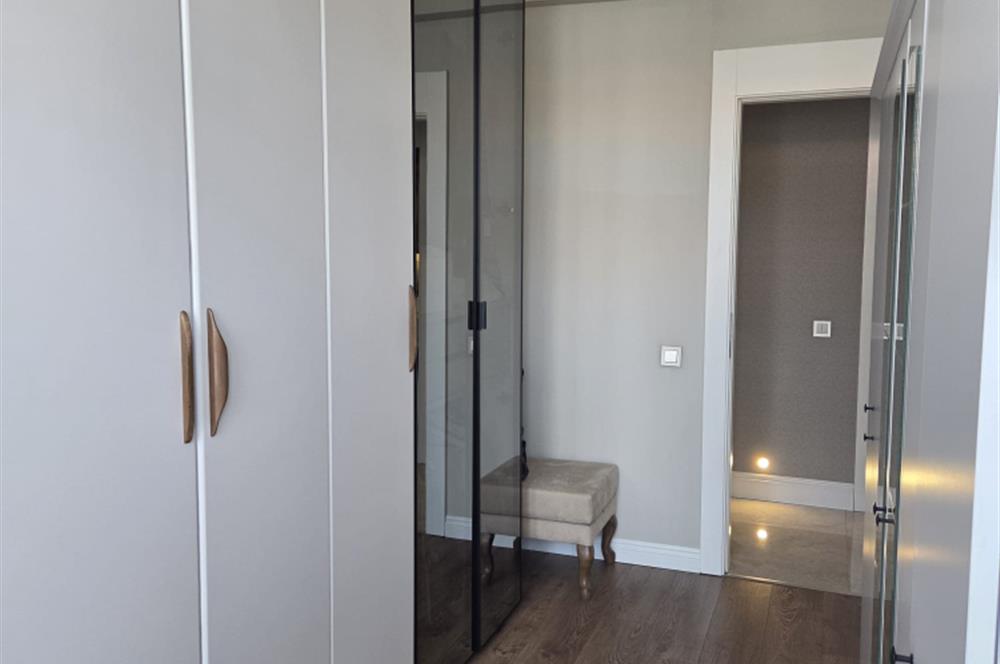 ÇANKAYA AYRANCI REŞAT NURİ CADDEDE ÖN CEPHE SATILIK 3+1