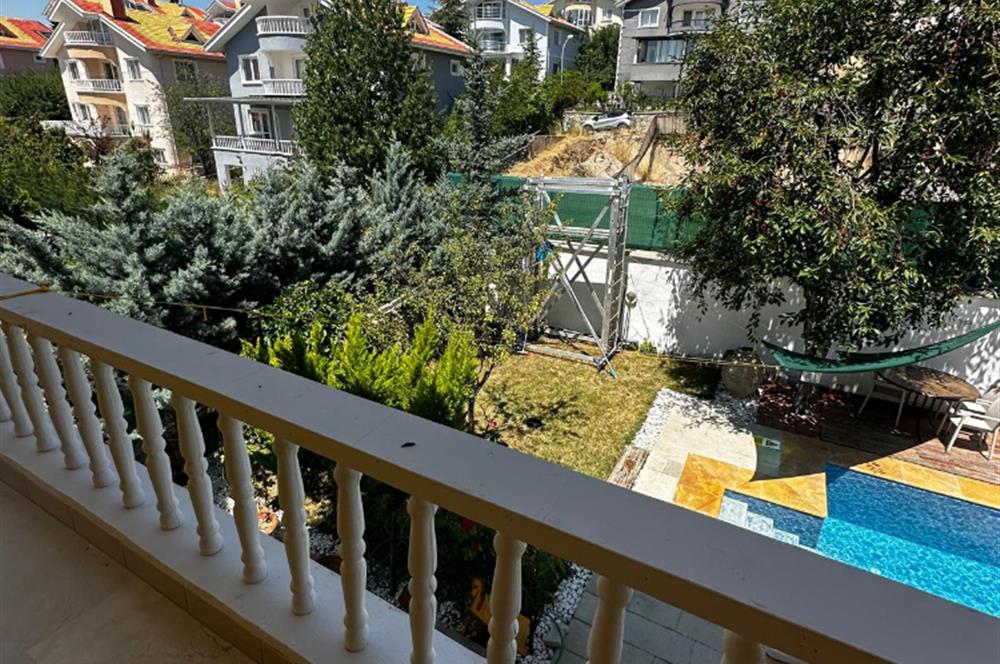 ALACAATLIDA MUHTEŞEM HAVUZLU TAM MÜSTAKİL 5+2 SATILIK VİLLA