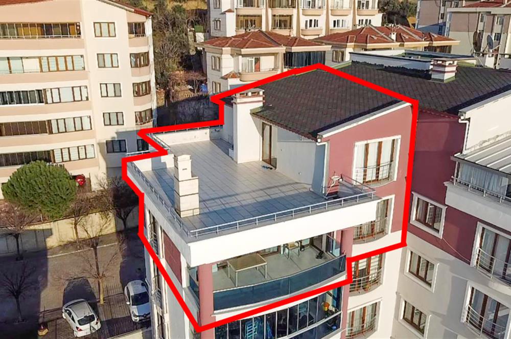 C21 Cius; Seyri Sefa Konutlarında Panoramik Manzaralı 6+1 Daire