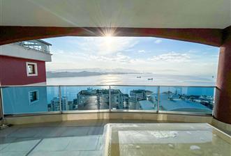 C21 Cius; Seyri Sefa Konutlarında Panoramik Manzaralı 6+1 Daire
