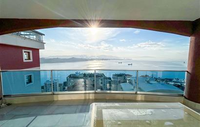 C21 Cius; Seyri Sefa Konutlarında Panoramik Manzaralı 6+1 Daire