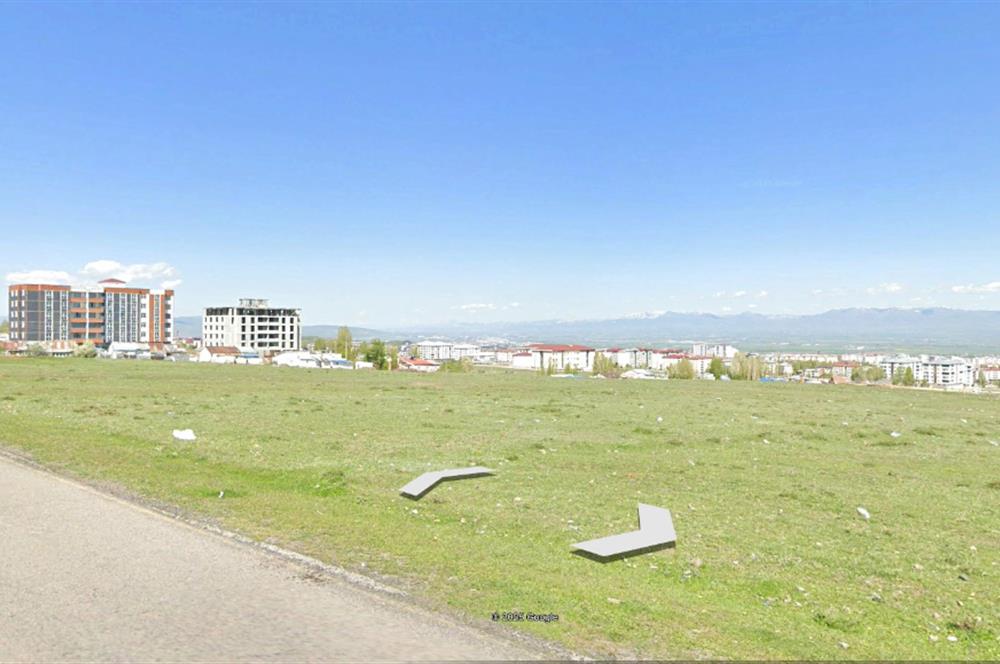 YATIRIMCILAR VE MÜTEAHHİTLER İÇİN KONUT İMARLI HARİKA ARSA