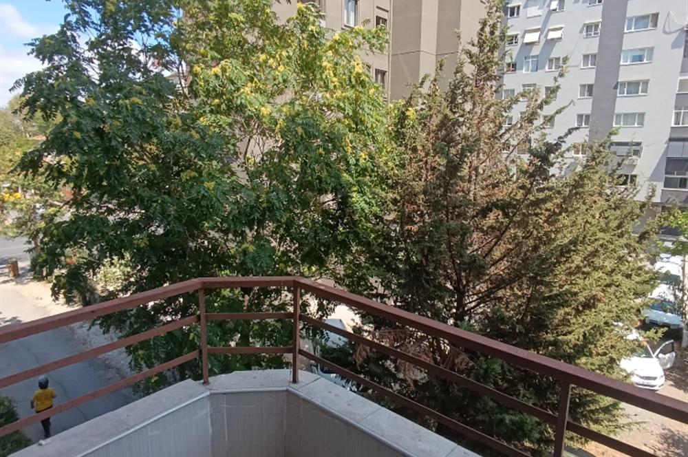 FAHRETTİN KERİM GÖKAY CADDESİ ÜZERİ 3+1 KİRALIK