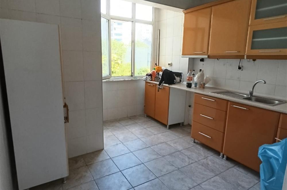 FAHRETTİN KERİM GÖKAY CADDESİ ÜZERİ 3+1 KİRALIK