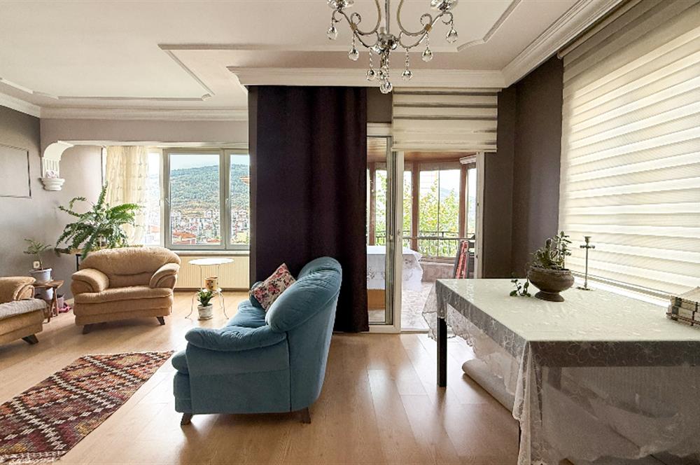 C21 BAL'dan YEKTA SİTESİ BAKIMLI ÖN CEPHE MASRAFSIZ 5 + 1 VİLLA