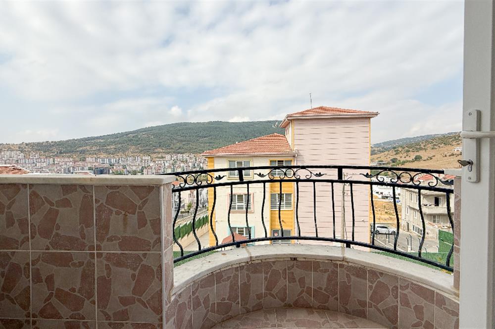 C21 BAL'dan YEKTA SİTESİ BAKIMLI ÖN CEPHE MASRAFSIZ 5 + 1 VİLLA