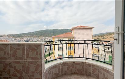 C21 BAL'dan YEKTA SİTESİ BAKIMLI ÖN CEPHE MASRAFSIZ 5 + 1 VİLLA