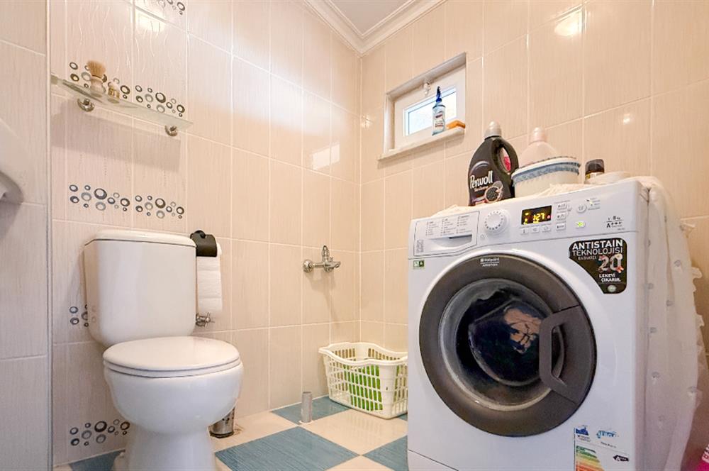 C21 BAL'dan YEKTA SİTESİ BAKIMLI ÖN CEPHE MASRAFSIZ 5 + 1 VİLLA