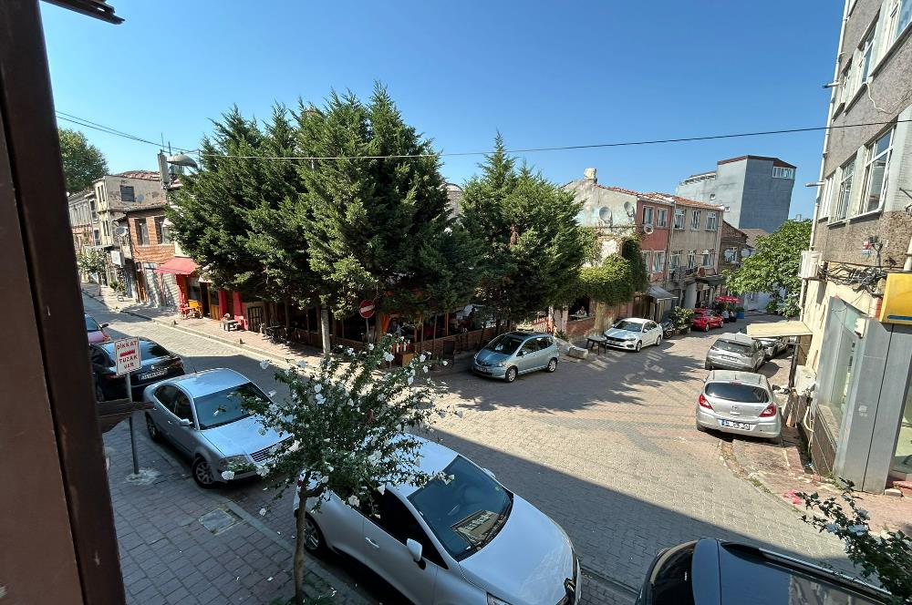 FATİH CİBALİ KARAK. BALATA YAKIN ASMA KATLI SATILIK FIRSAT DÜK