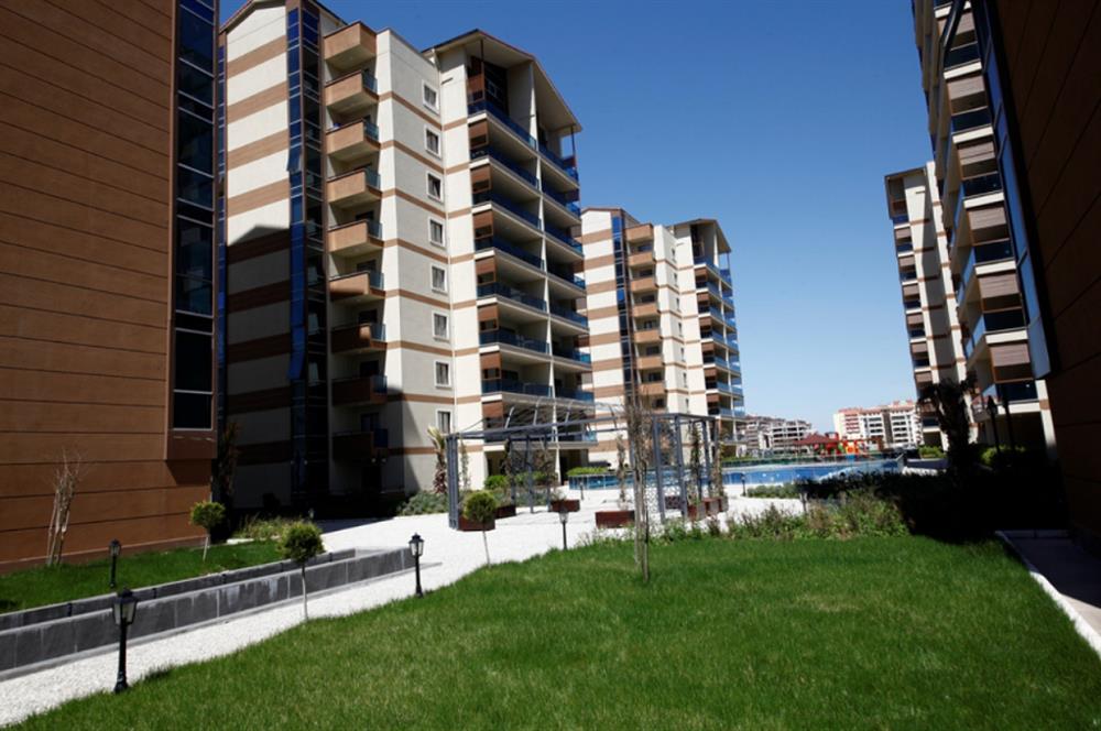Güleç Teras’ta Yüzme Havuzlu  Eşyalı 1+1 Daire