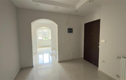 Bizim Vadi Sitesi'nde Şömineli, Teraslı 5+2 Kiralık Villa