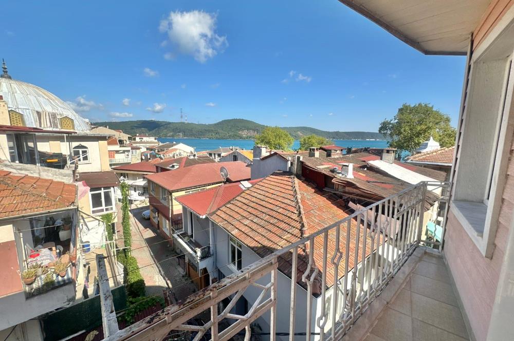 Sarıyer'de Deniz Manzaralı Satılık 4 Katlı Müstakil Ev Eşyalı