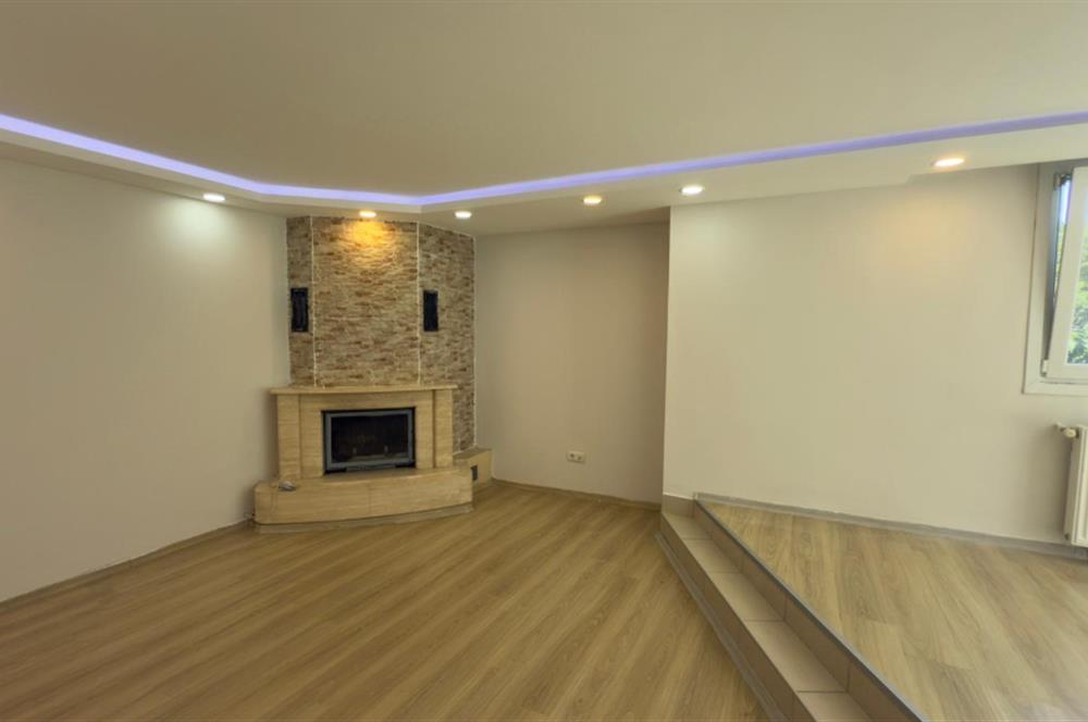 Bizim Vadi Sitesi'nde Şömineli, Teraslı 5+2 Kiralık Villa