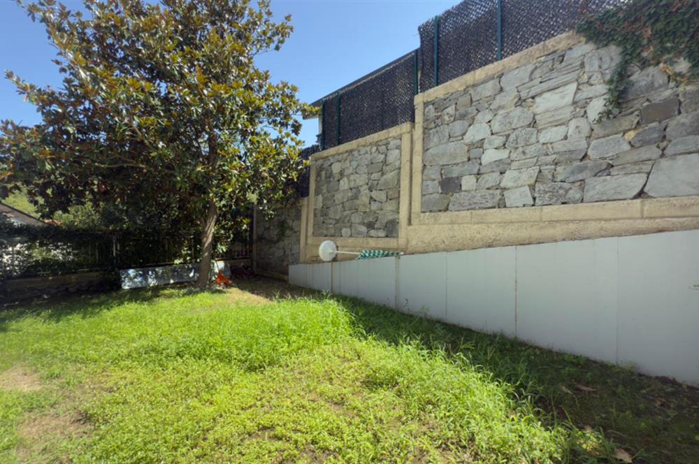 Bizim Vadi Sitesi'nde Şömineli, Teraslı 5+2 Kiralık Villa