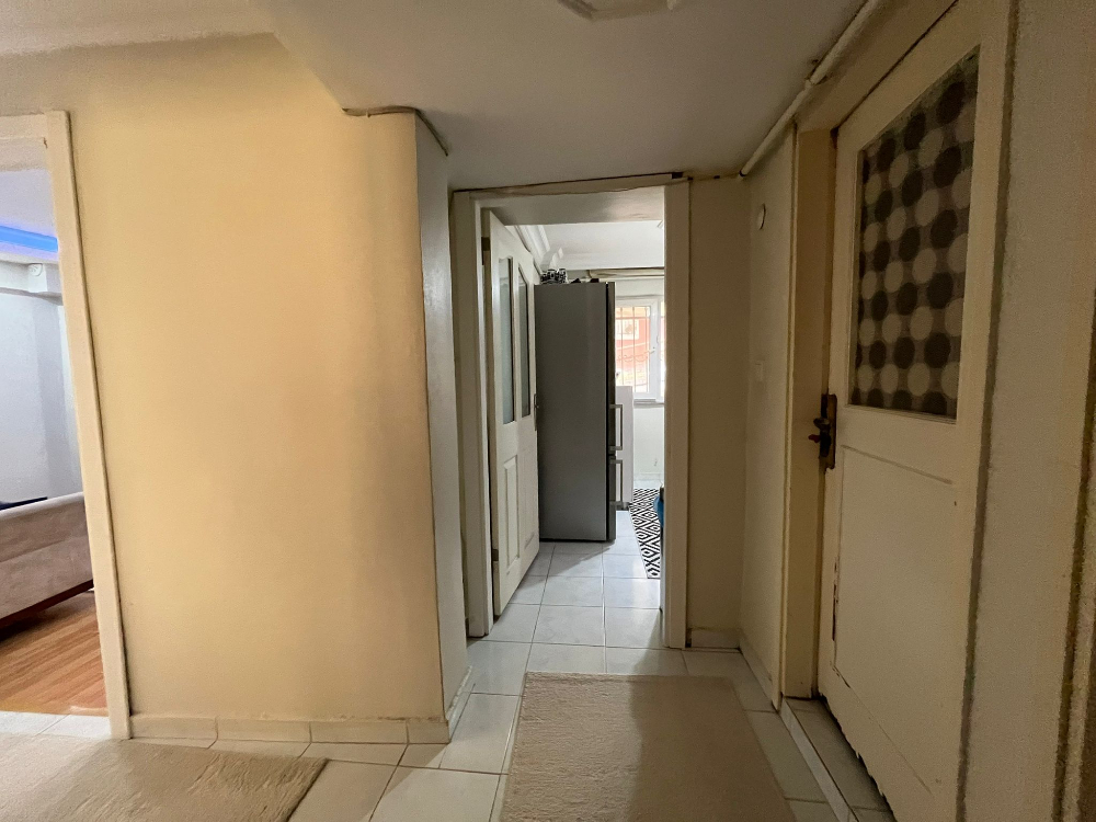 Eyüpsultan Esentepe Mah. Cadde Üstü Satılık2+1 Daire