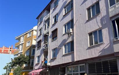ÇAY MAHALLESİ'NDE İÇİ YENİLENMİŞ 2+1 SATILIK DAİRE