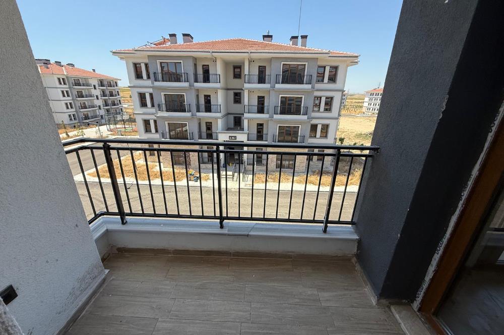ZAFER MAHALLESİNDE 2+1 YENİ TESLİM EDİLMİŞ TOKİ DAİRESİ