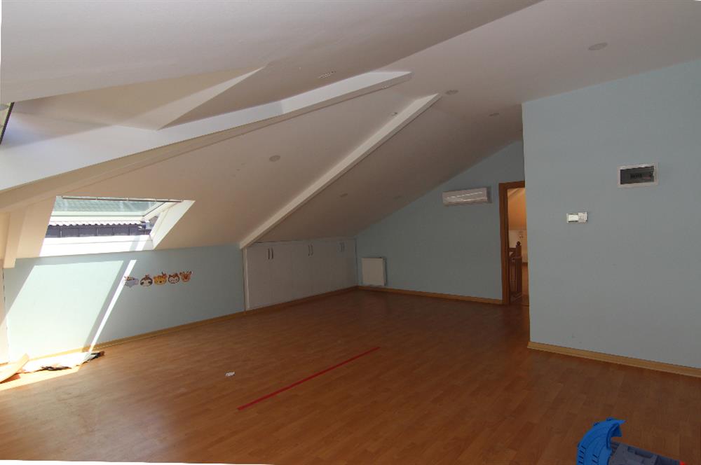 Sarıyer Maden'de kiralık 1+1 daire