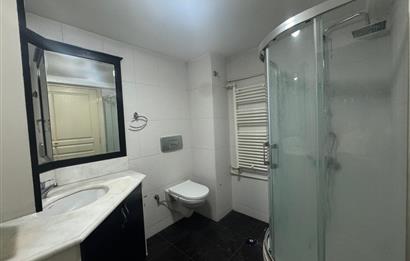 Karşıyaka'nın Kalbinde Full Deniz Manzaralı 3+1 Satılık Daire 