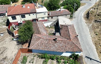 C21 BAL'DAN YENİKÖY MAH. SATILIK MÜSTAKİL EV