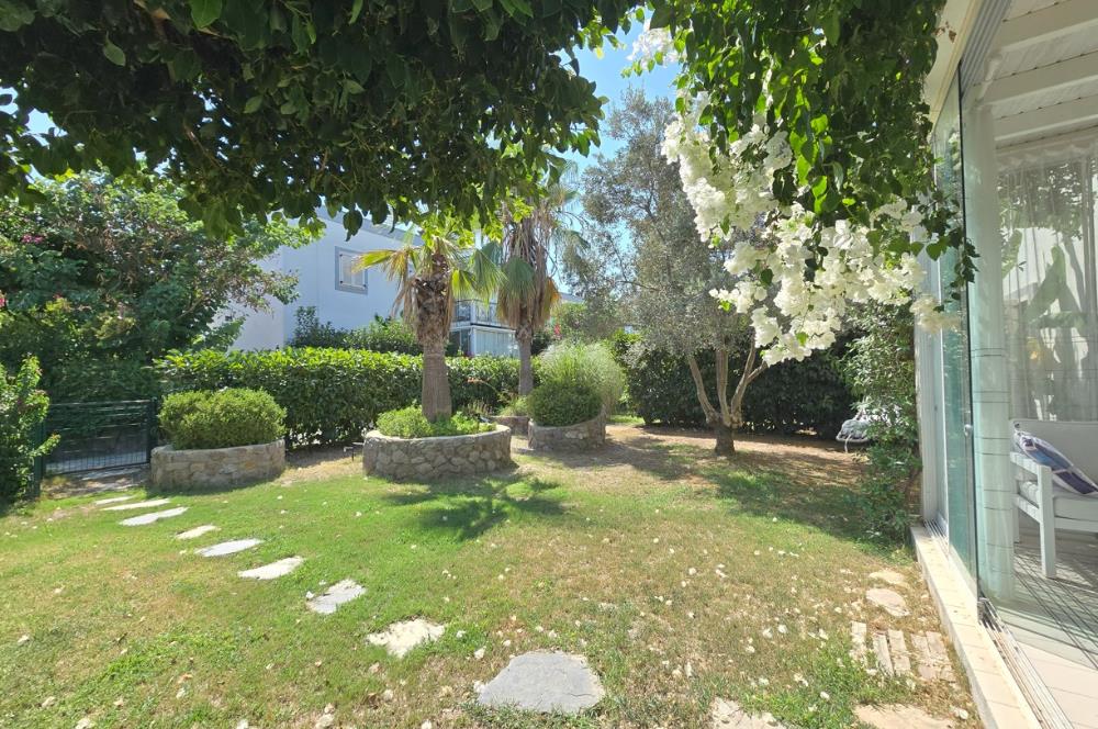 Bodrum Gümüşlük merkez satılık müstakil bahçeli dubleks villa