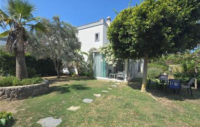 Bodrum Gümüşlük merkez satılık müstakil bahçeli dubleks villa