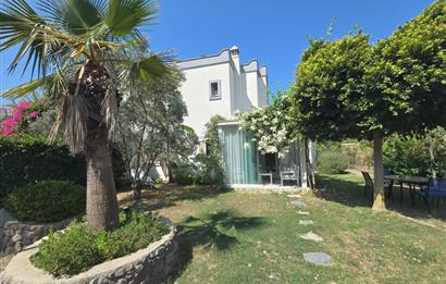 Bodrum Gümüşlük merkez satılık müstakil bahçeli dubleks villa
