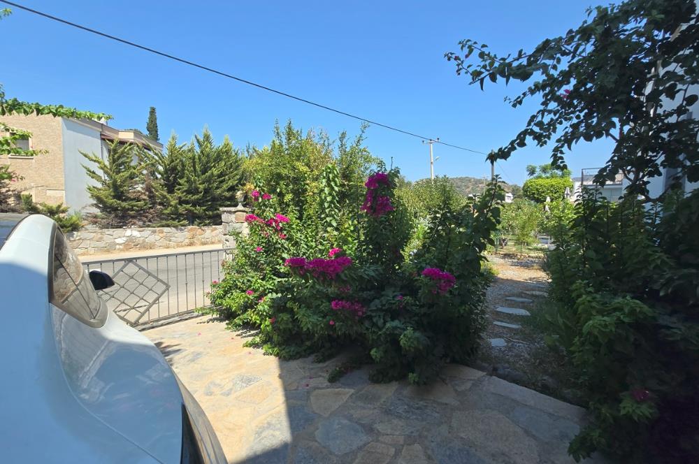 Bodrum Gümüşlük merkez satılık müstakil bahçeli dubleks villa