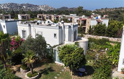 Bodrum Gümüşlük merkez satılık müstakil bahçeli dubleks villa