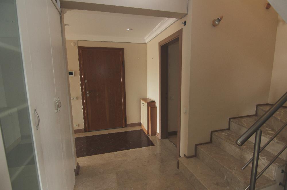 ZEKERİYAKÖY YONCA EVLERİNDE KİRALIK ÇATI DUBLEKS