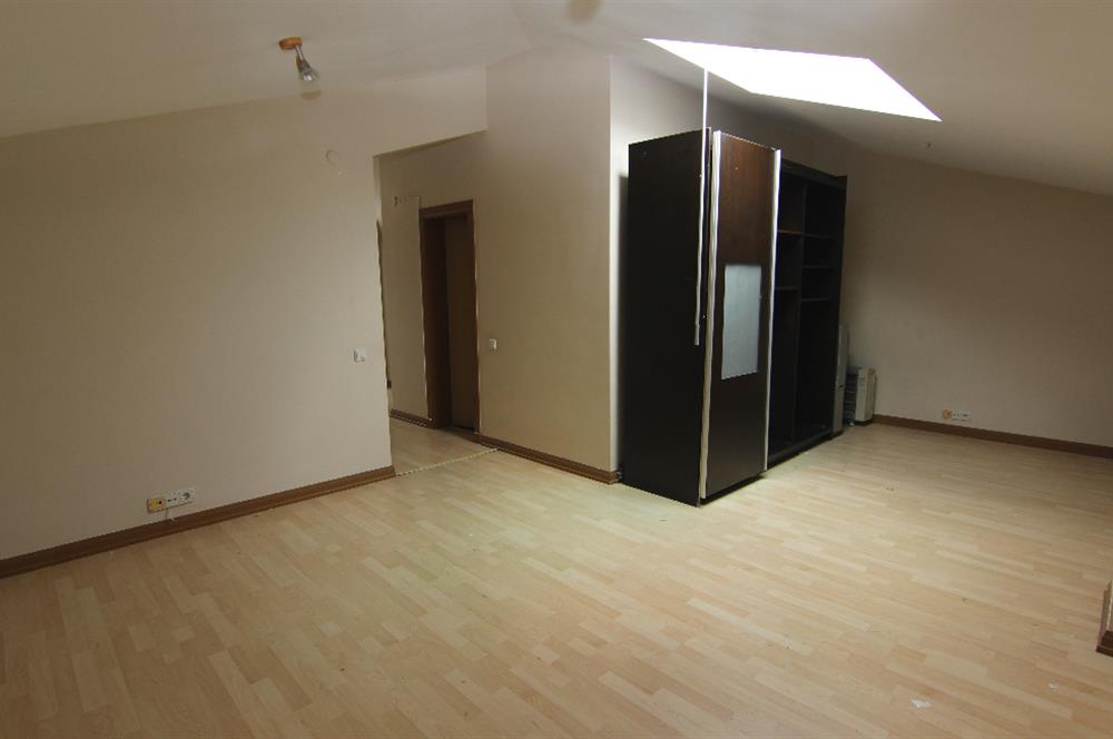 ZEKERİYAKÖY YONCA EVLERİNDE KİRALIK ÇATI DUBLEKS