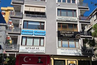 CADDEBOSTAN BAĞDAT CADDESİ ÜZERİ DEVREN KİRALIK ECZANE