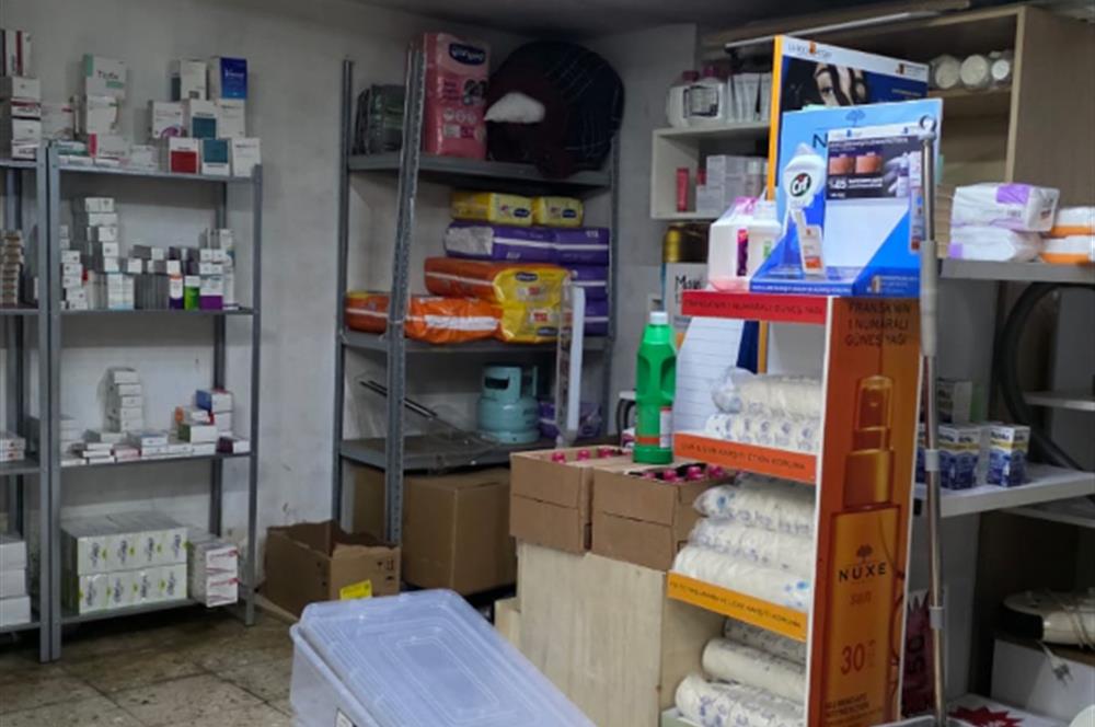 CADDEBOSTAN BAĞDAT CADDESİ ÜZERİ DEVREN KİRALIK ECZANE